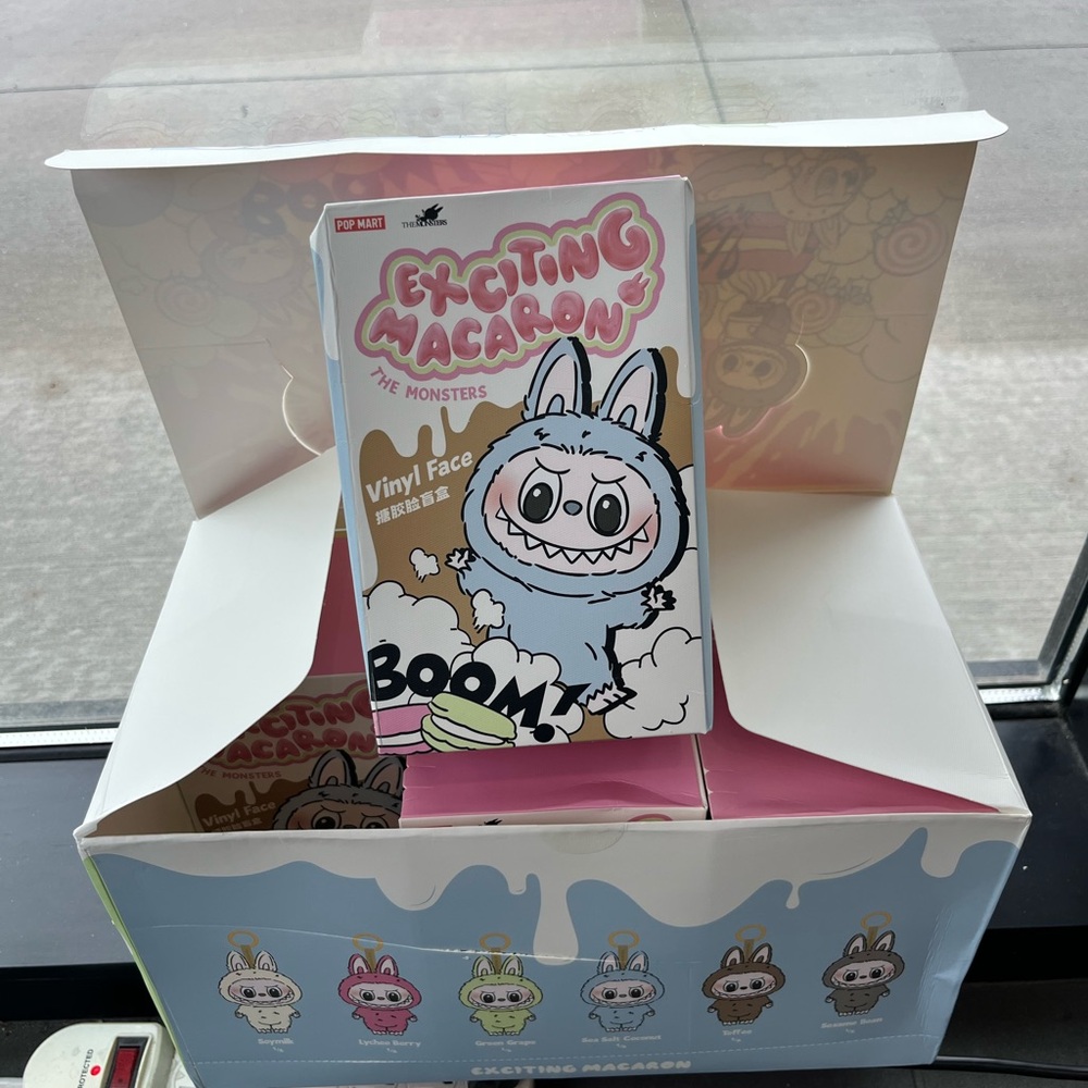 Exciting Macaron Vinyl Figure